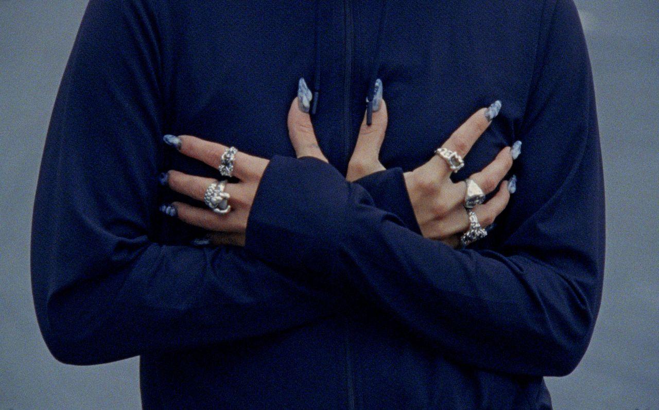 Rewelacyjna kampania Me, Myself & Touch. Jej polską reżyserkę chwalą zachodnie media [WIDEO]