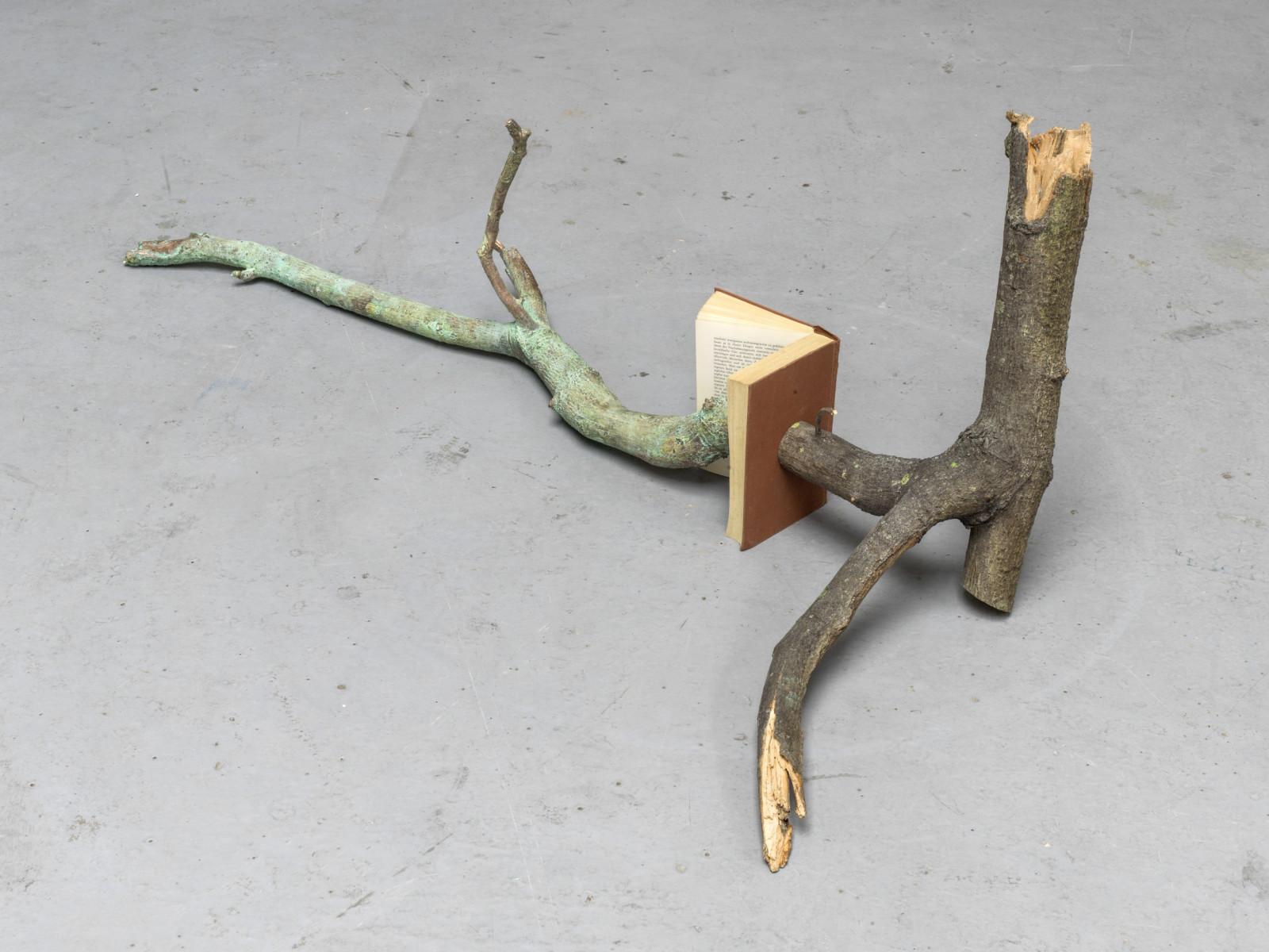 Wieczne czekanie na zachodnie błogosławieństwo [FELIETON]